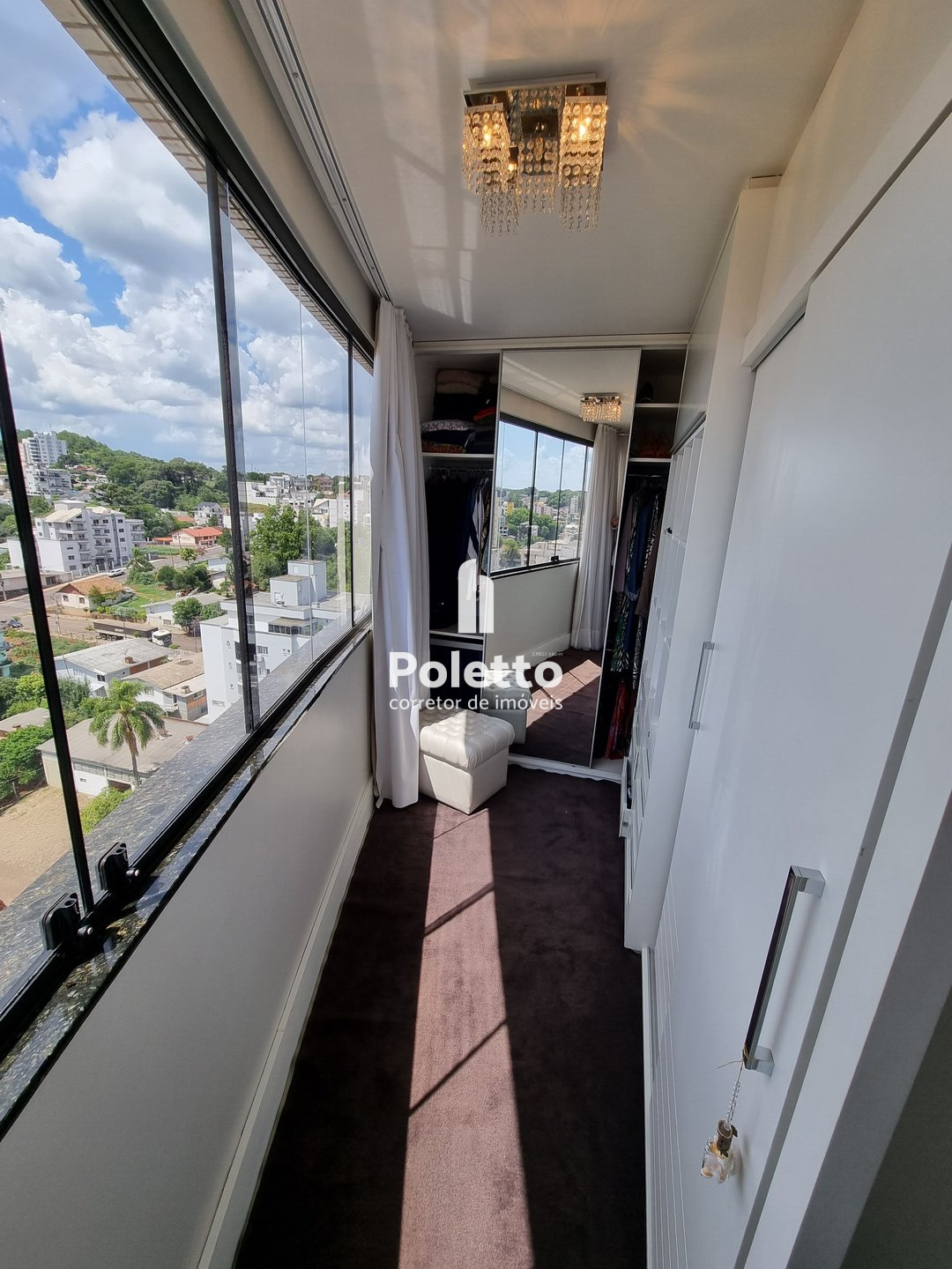Vende-se linda cobertura duplex Mobiliada no centro de Marau — Miniatura 14