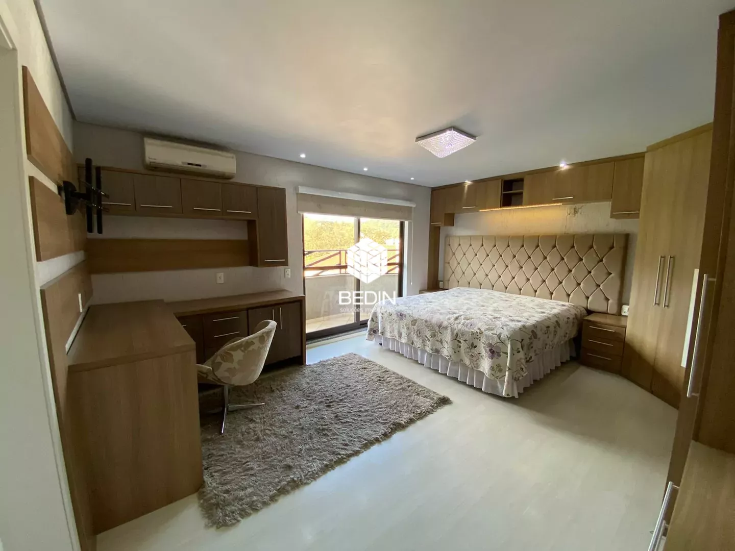 Apartamento com 03 dormitórios para locação no Centro de Serafina Corrêa — Miniatura 28