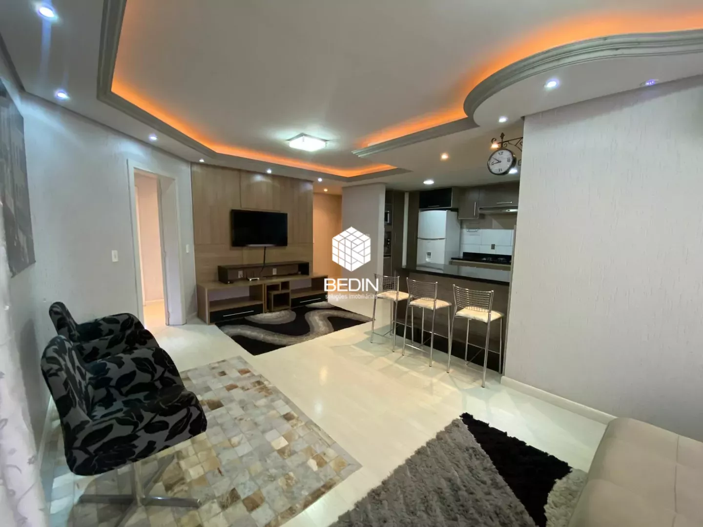 Apartamento com 03 dormitórios para locação no Centro de Serafina Corrêa — Miniatura 8
