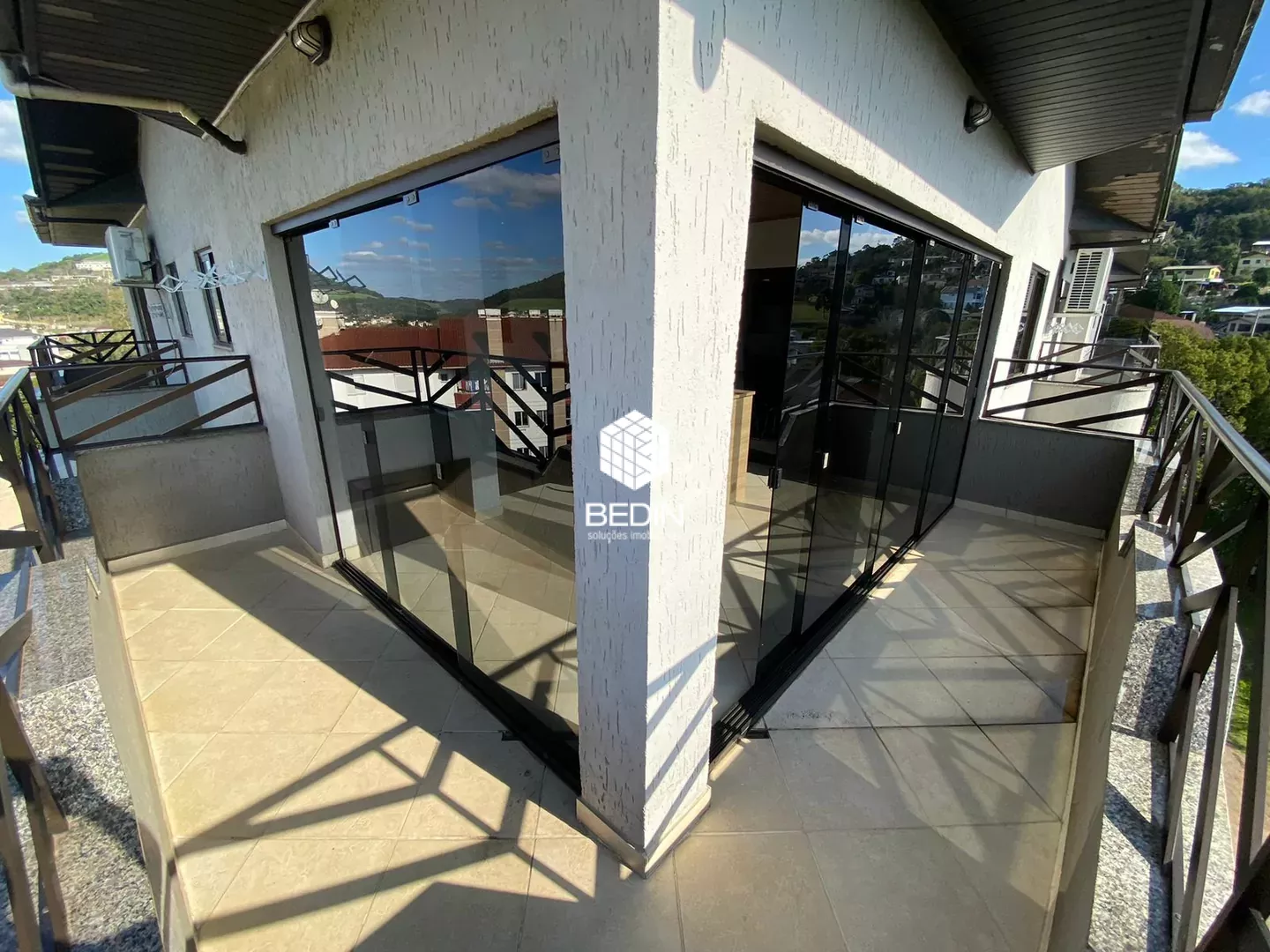 Apartamento com 03 dormitórios para locação no Centro de Serafina Corrêa — Miniatura 36
