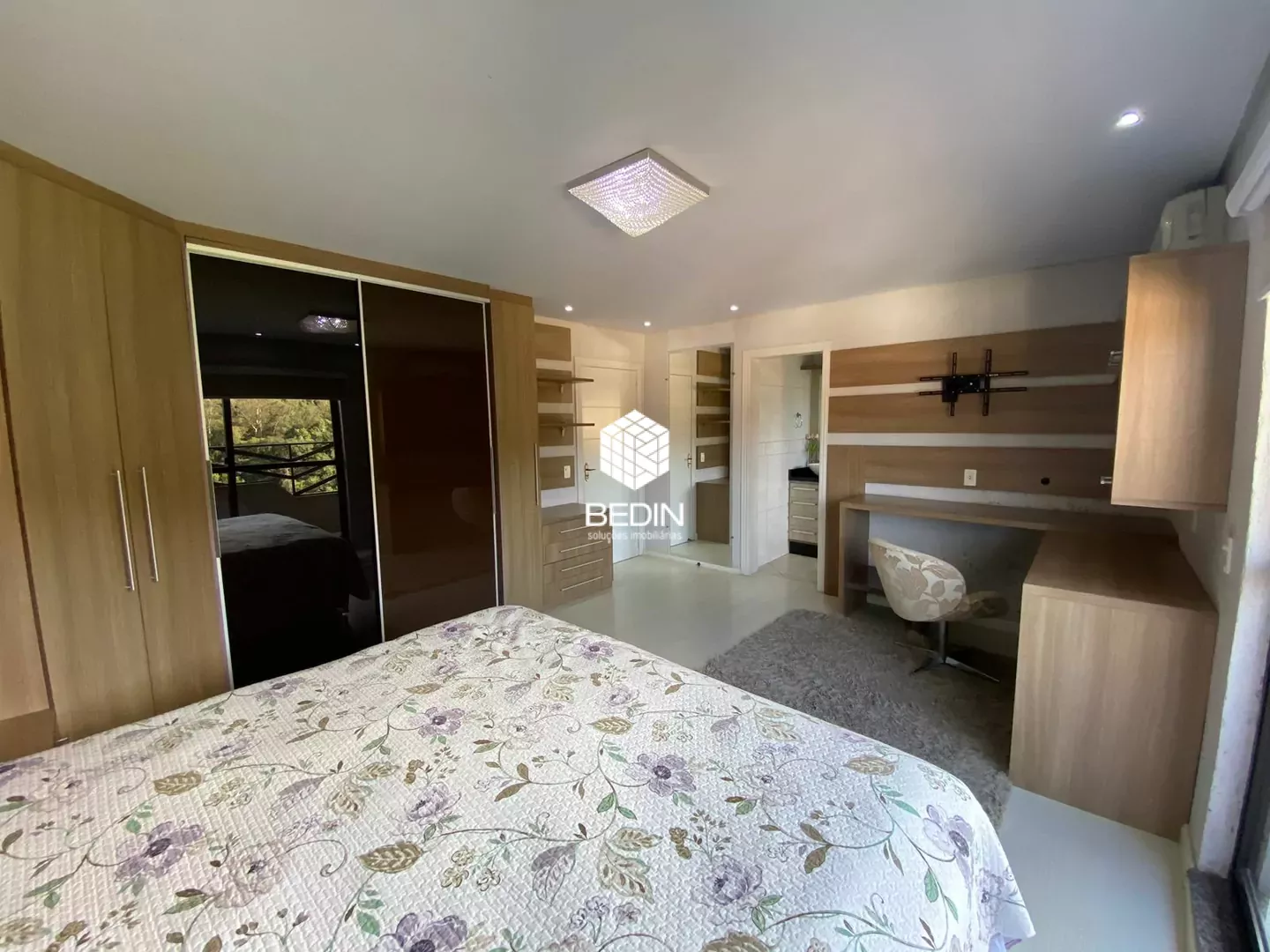 Apartamento com 03 dormitórios para locação no Centro de Serafina Corrêa — Miniatura 26