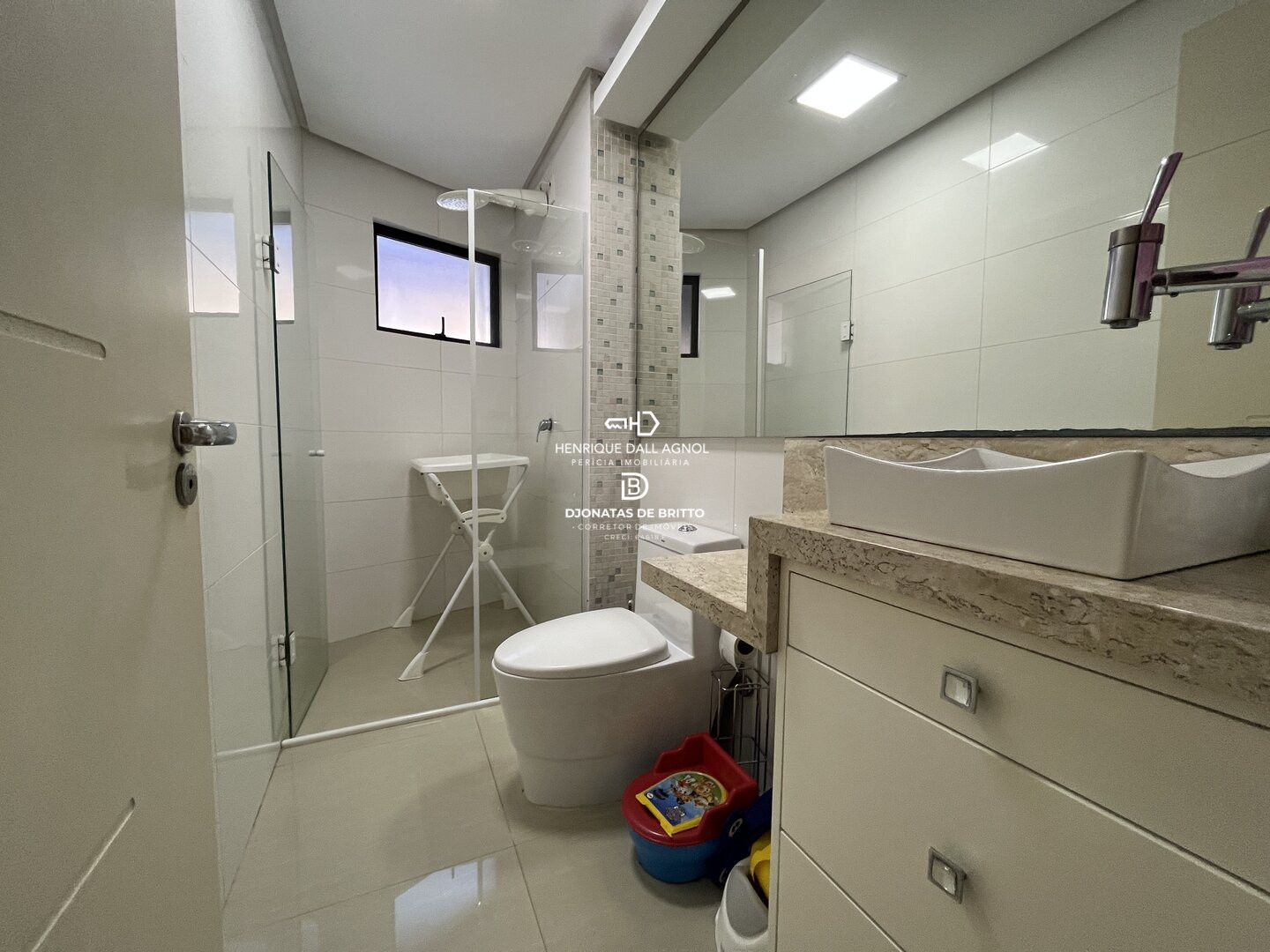 Comprar - Apartamento Comprar - Apartamento