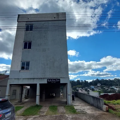 ALUGA-SE APARTAMENTO COM 02 DORMITÓRIOS NO BAIRRO FREI ADELAR