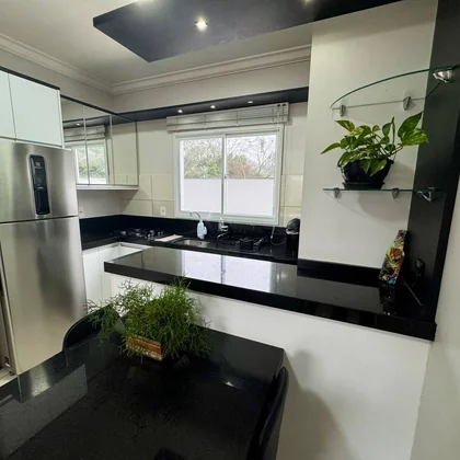 APARTAMENTO MOBILIADO COMPLETO PRÓXIMO DO CENTRO DE MARAU COM TERRAÇO