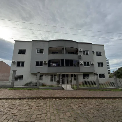 VENDE-SE APARTAMENTO CENTRAL