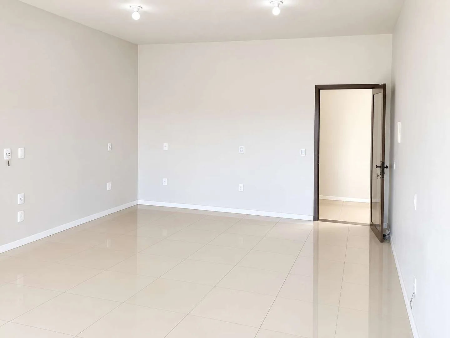 Locação - Sala comercial