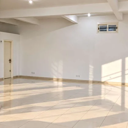 Locação - Sala comercial
