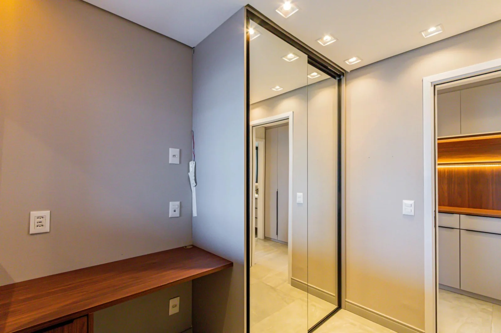 Comprar - Apartamento Comprar - Apartamento