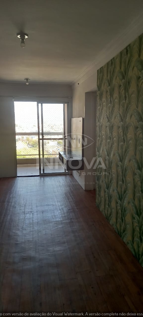Apartamento com 52m² para locação, 2 quartos, sacada e vaga coberta, no Jd Roberto, Osasco, SP