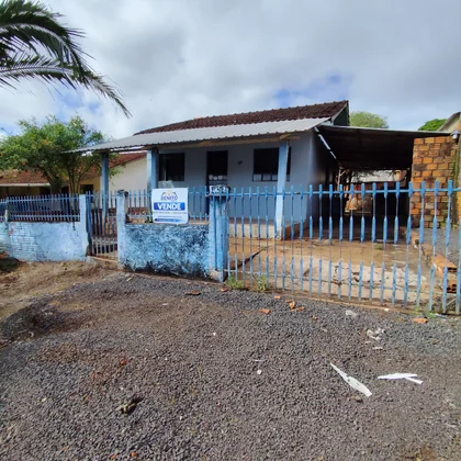 Vende-se Casa