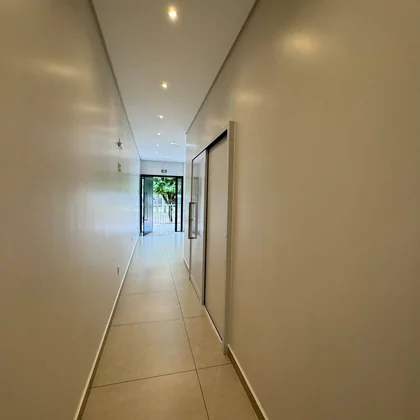 Aluga - se Sala comercial