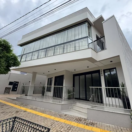 Aluga - se Sala comercial