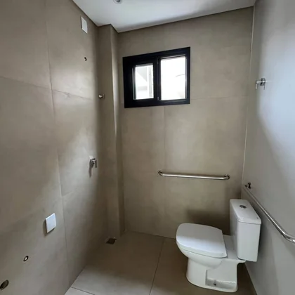 Aluga - se Sala comercial
