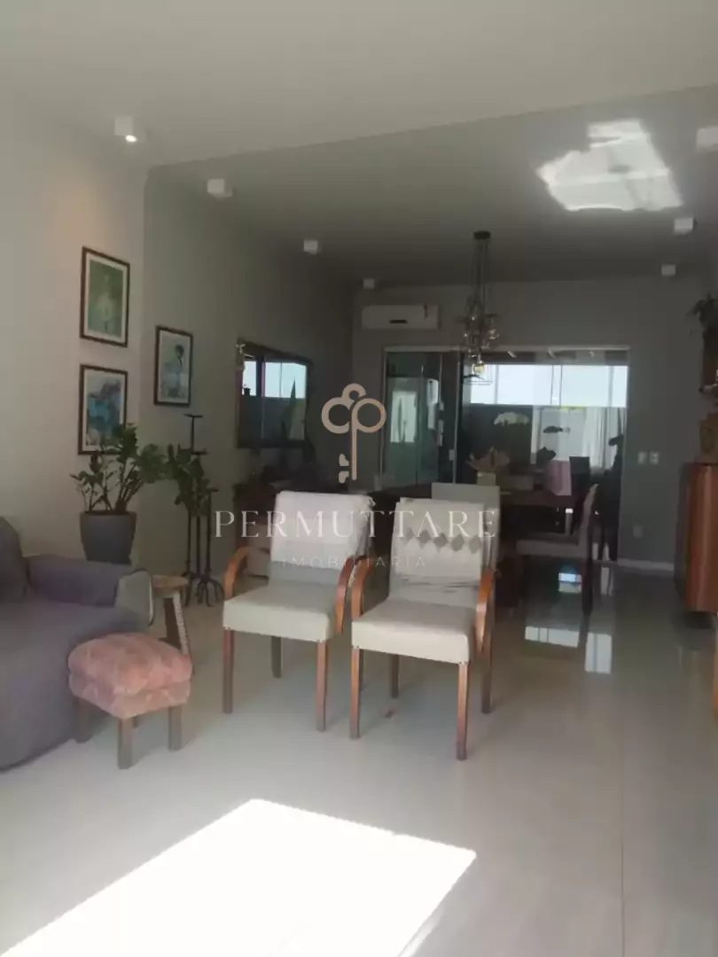 Casa  à venda no Parque Rural Fazenda Santa Cândida em Campinas   com  137m²,  3   quartos — Miniatura 5