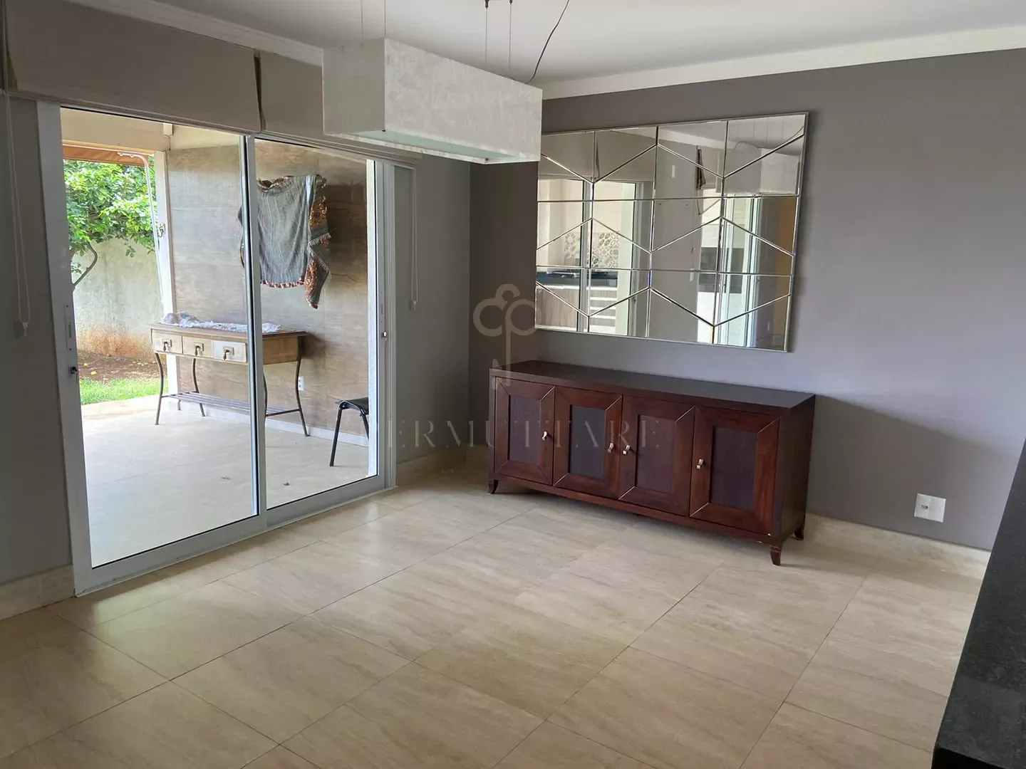 Linda Casa De Condomínio com 3 Quartos Sendo 3 Suites   A Venda No Parque Xangrilá, Em Campinas/SP. — Miniatura 2