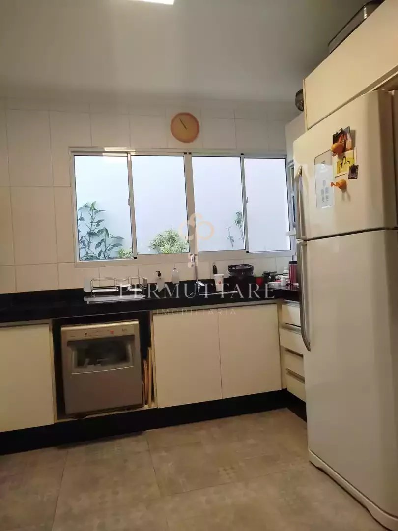 Casa  à venda no Parque Rural Fazenda Santa Cândida em Campinas   com  137m²,  3   quartos — Miniatura 9