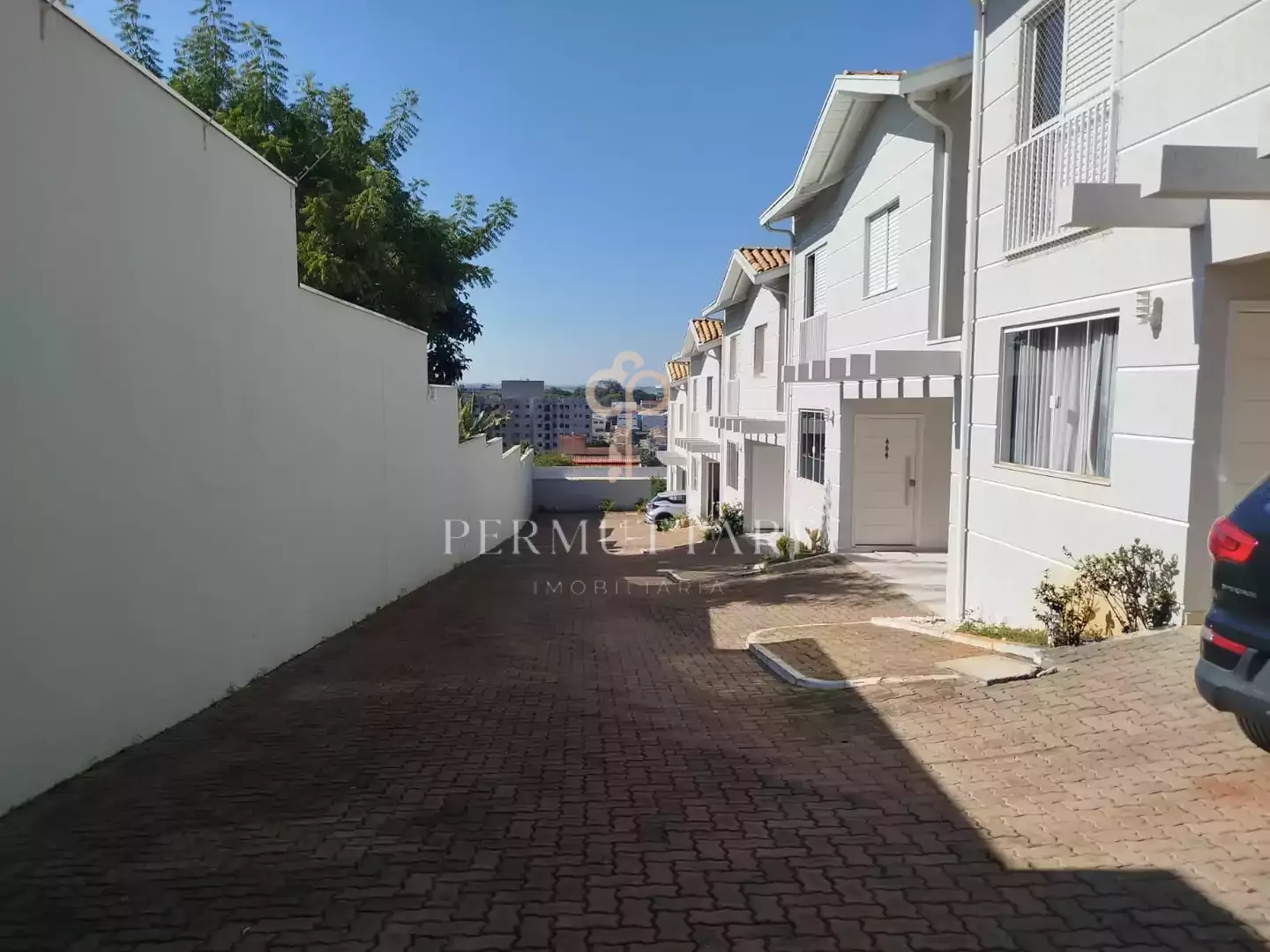 Casa à venda no Parque Rural Fazenda Santa Cândida em Campinas com 137m², 3 quartos