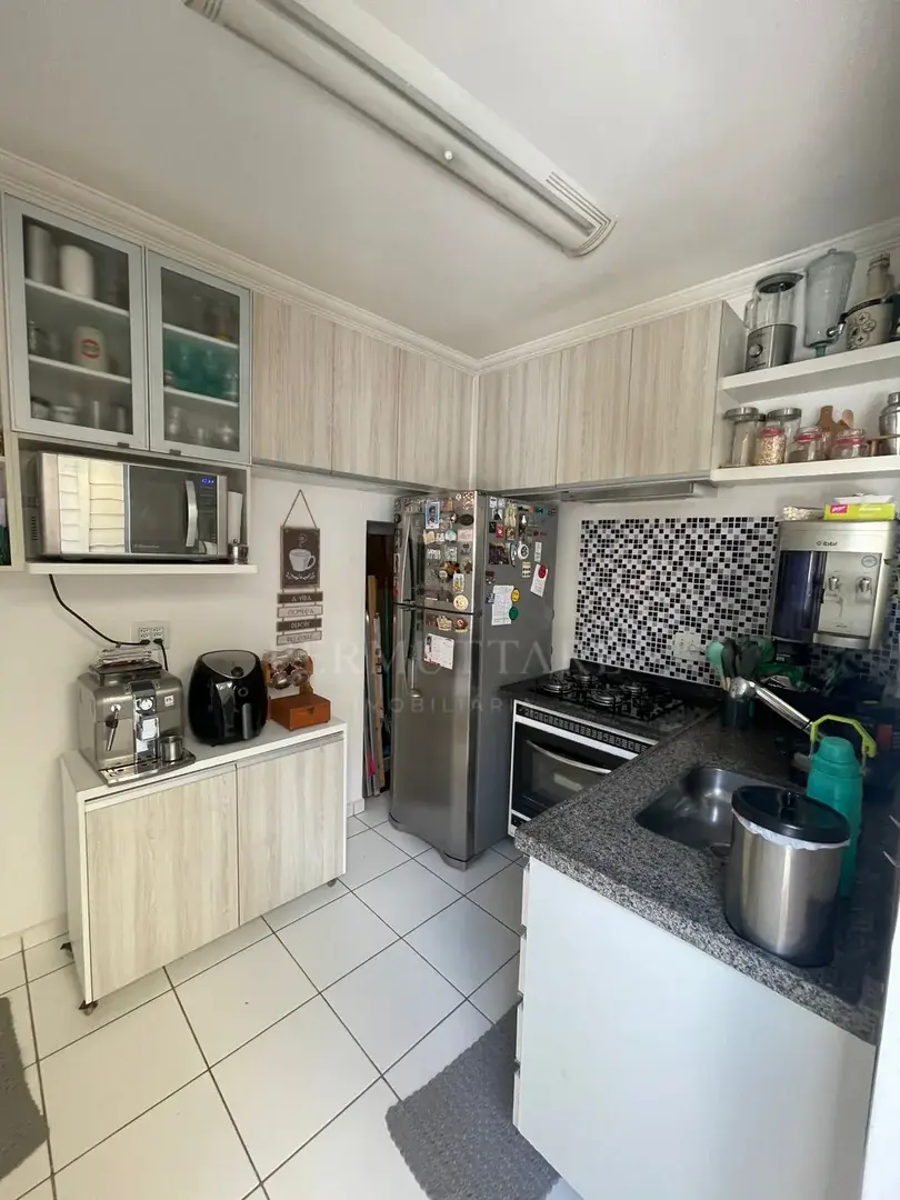 Casa 3 Quartos Sendo 1 Suite   A Venda Condomínio Village Corsega — Miniatura 6