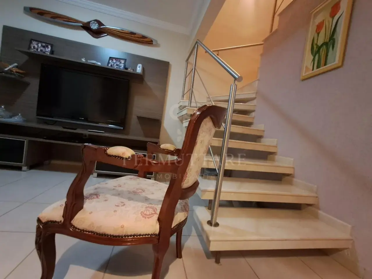 Casa reformada a venda no Condominio Village Córsega. — Miniatura 4
