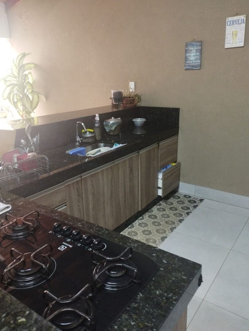 Casa à Venda em Votuporanga SP | 180m² 2 Dorms — Miniatura 3