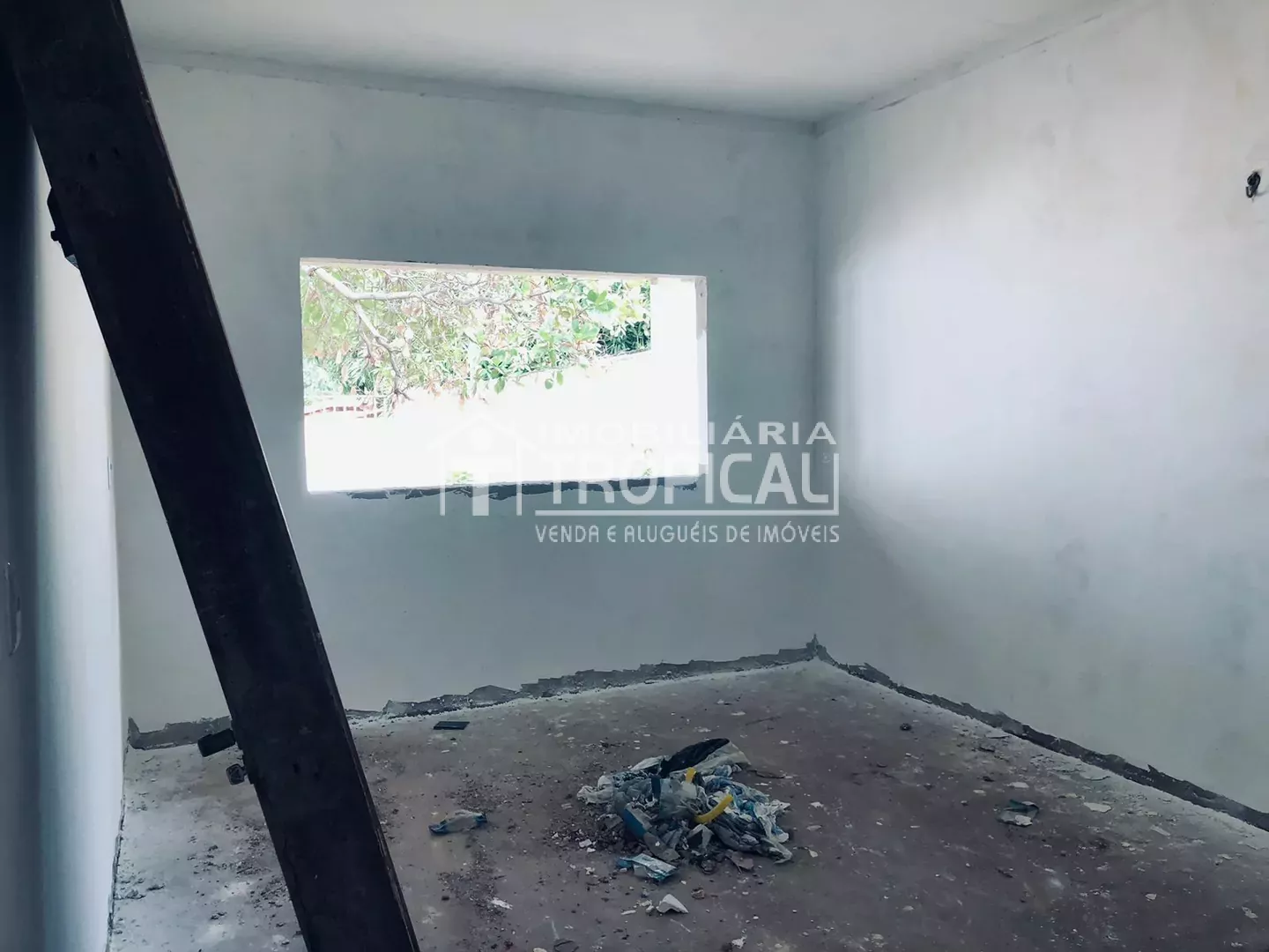 Vende-se casa inacabada bem localizada em Porto Nacional-To. — Miniatura 15
