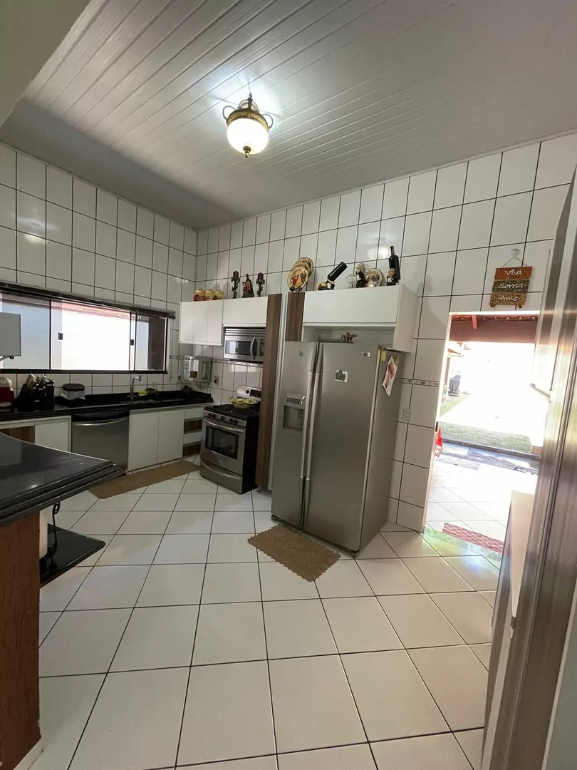 Vendo Casa de alto padrao no setor Aeroporto em Porto Nacional-TO — Miniatura 17