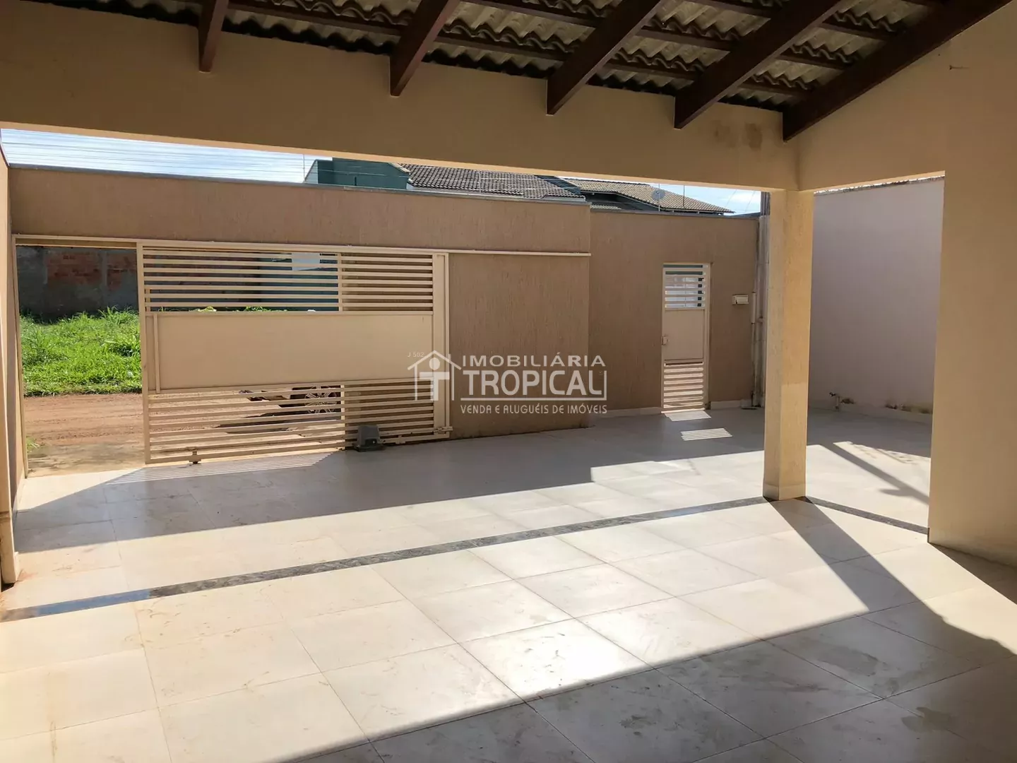 Casa a venda bem localizada no Jd América em Porto Nacional-To. — Miniatura 3