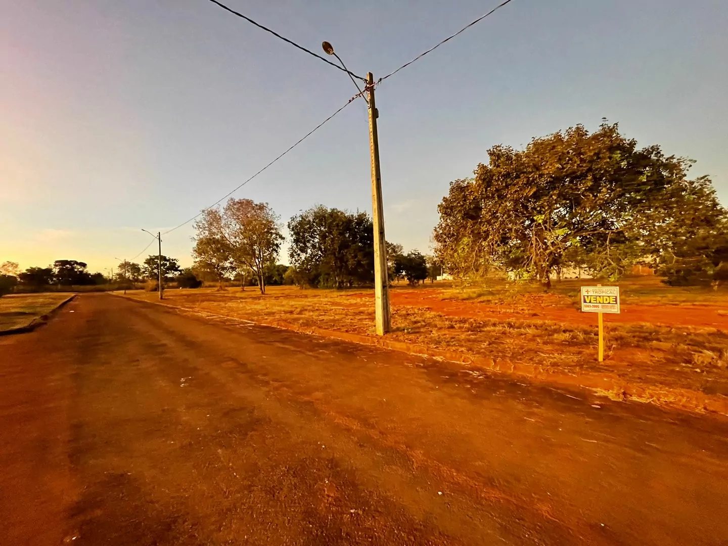 VENDO LOTE RESIDENCIAL DE 600 M2 NO SETOR UNIVERSITARIO EM PORTO NACIONAL-TO — Miniatura 3