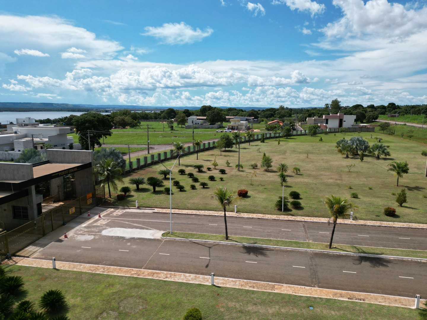 Vendo Lote de esquina no condominio Lake Side em Porto Nacional-TO. — Miniatura 11