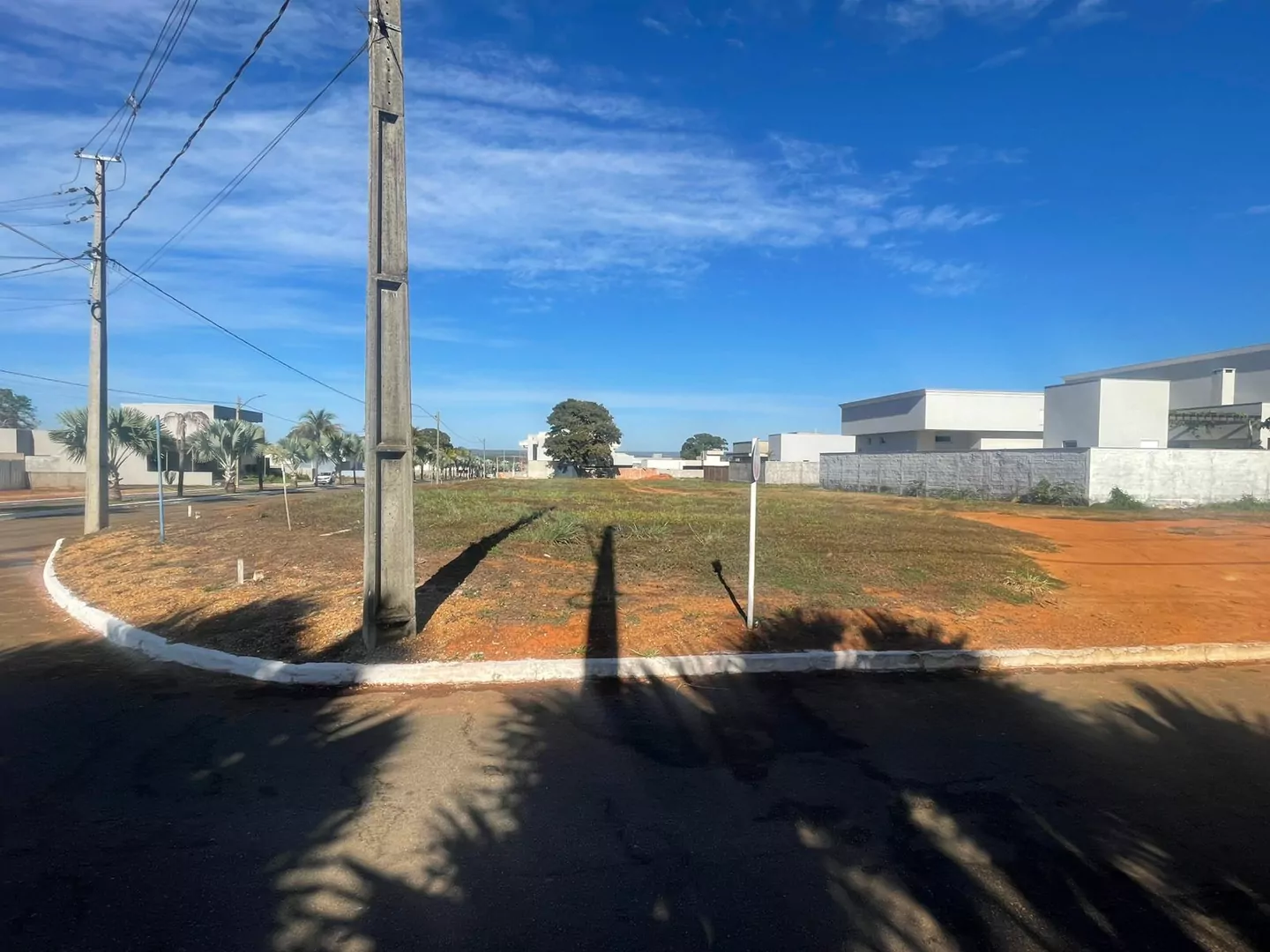 Vendo Lote de esquina no condominio Lake Side em Porto Nacional-TO. — Miniatura 5