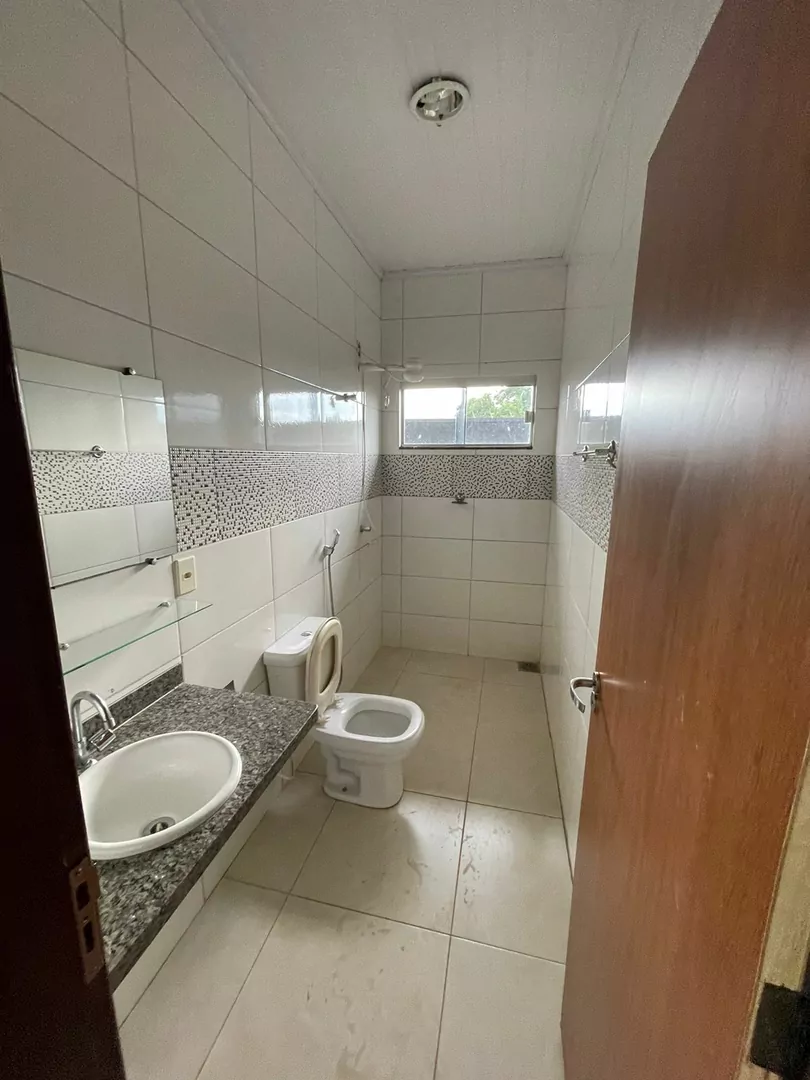 Aluga-se casa no setor Ype, próximo ITPAC Porto Nacional-To. — Miniatura 8
