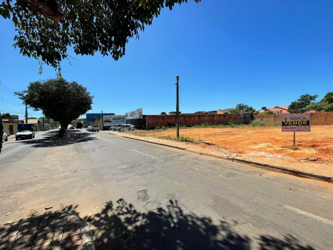 Vendo LOTE com area total 540,00m², no Centro de Porto Nacional-TO — Miniatura 2