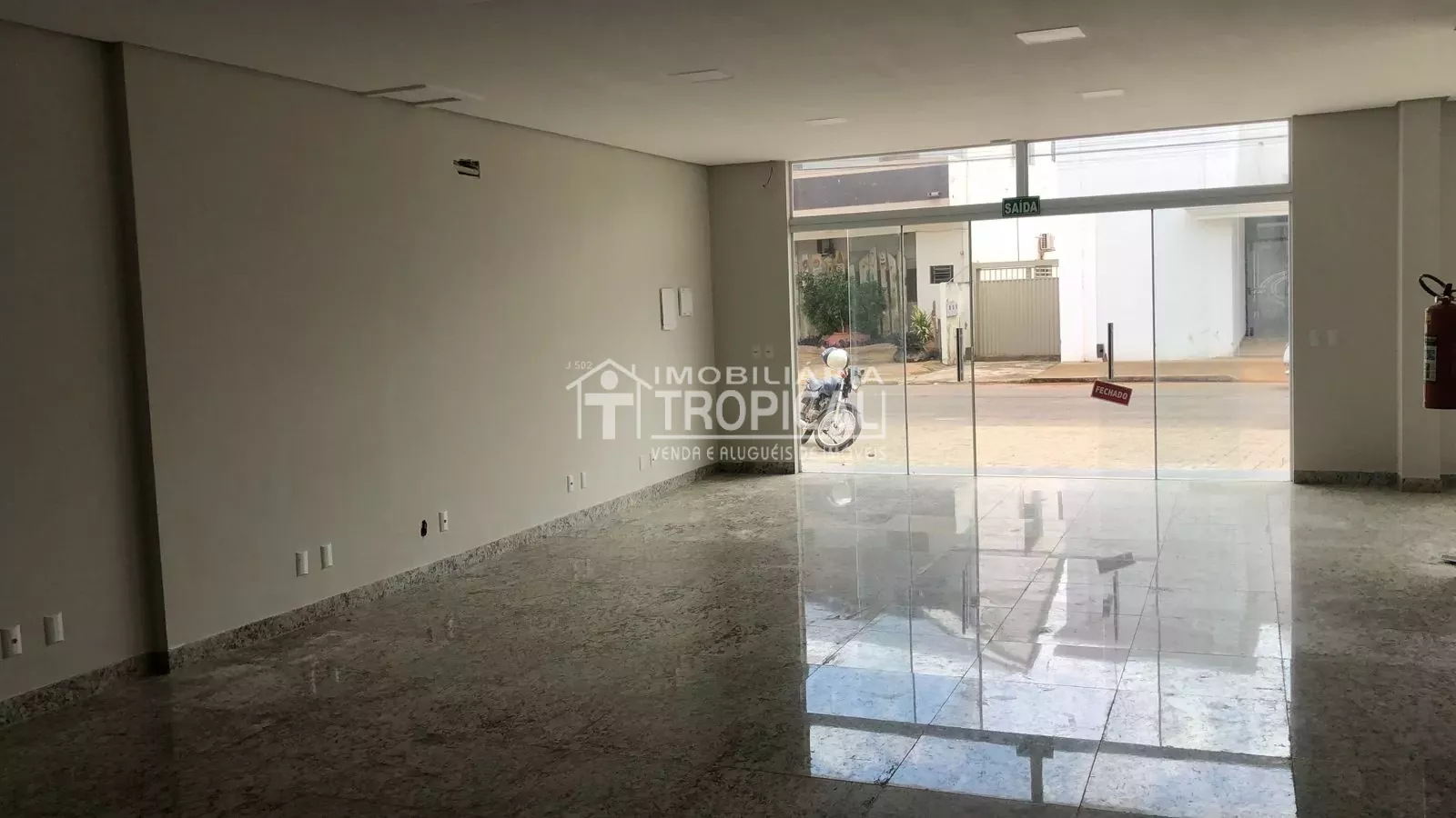 Aluga-se 01 Ponto comercial e 04 apt, Jardim Brasilia — Miniatura 7