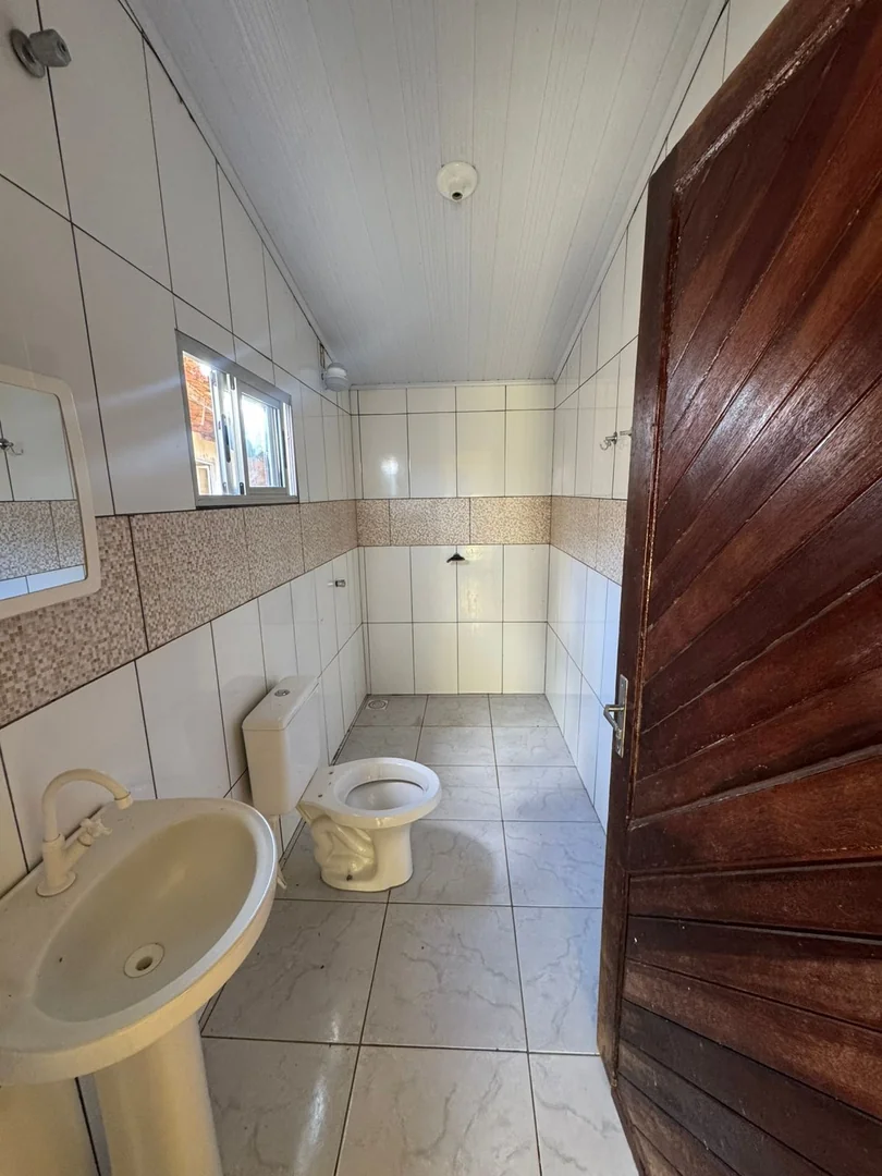 Vendo casa bem localizada no setor Umuarama em Porto Nacional-TO. — Miniatura 11