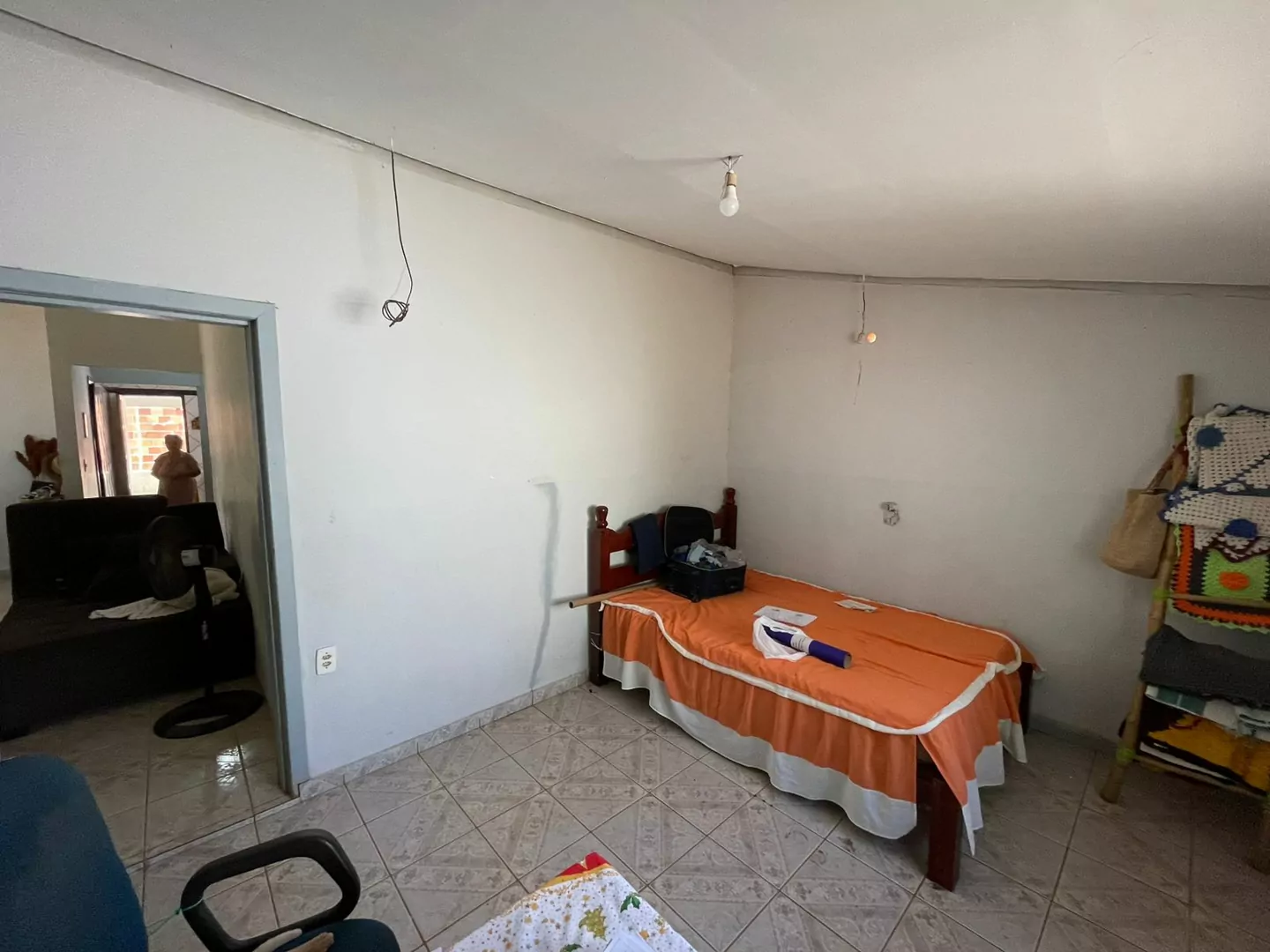 Vendo casa  situado na Rua F 03, Setor Fama, Porto Nacional-TO — Miniatura 9