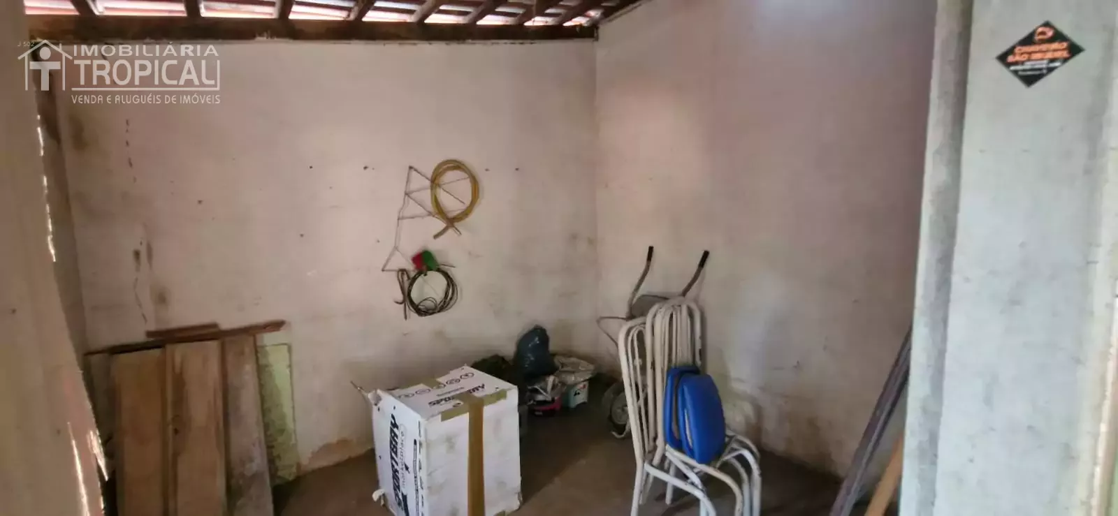 Vende-se casa bem localizada no setor Aeroporto em Porto Nacional-To. — Miniatura 30