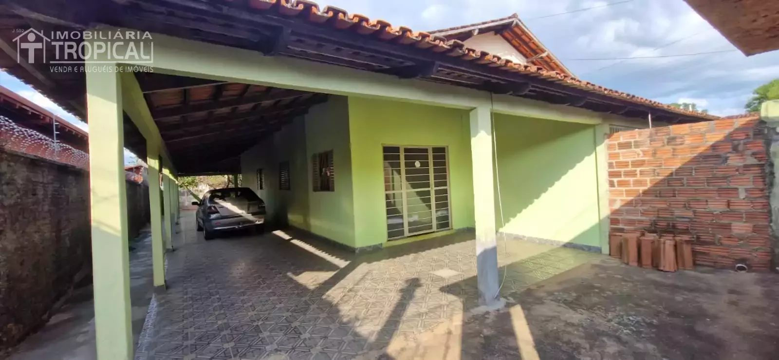 Vende-se casa bem localizada no setor Aeroporto em Porto Nacional-To. — Miniatura 5