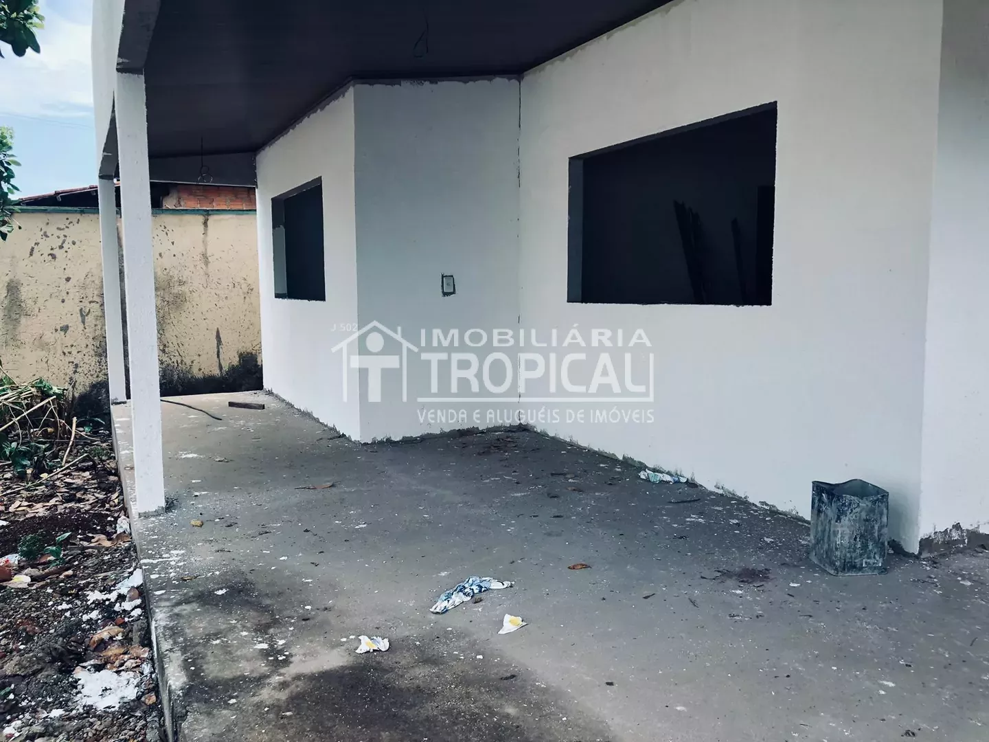 Vende-se casa inacabada bem localizada em Porto Nacional-To. — Miniatura 7