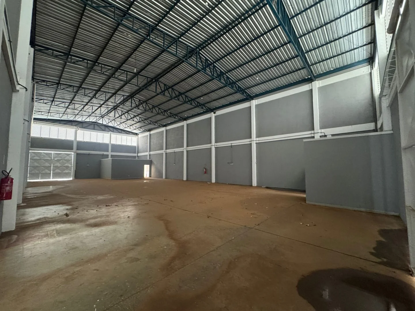 Galpao Industrial Localizada na ACSO-91 em Palmas Tocantins — Miniatura 7