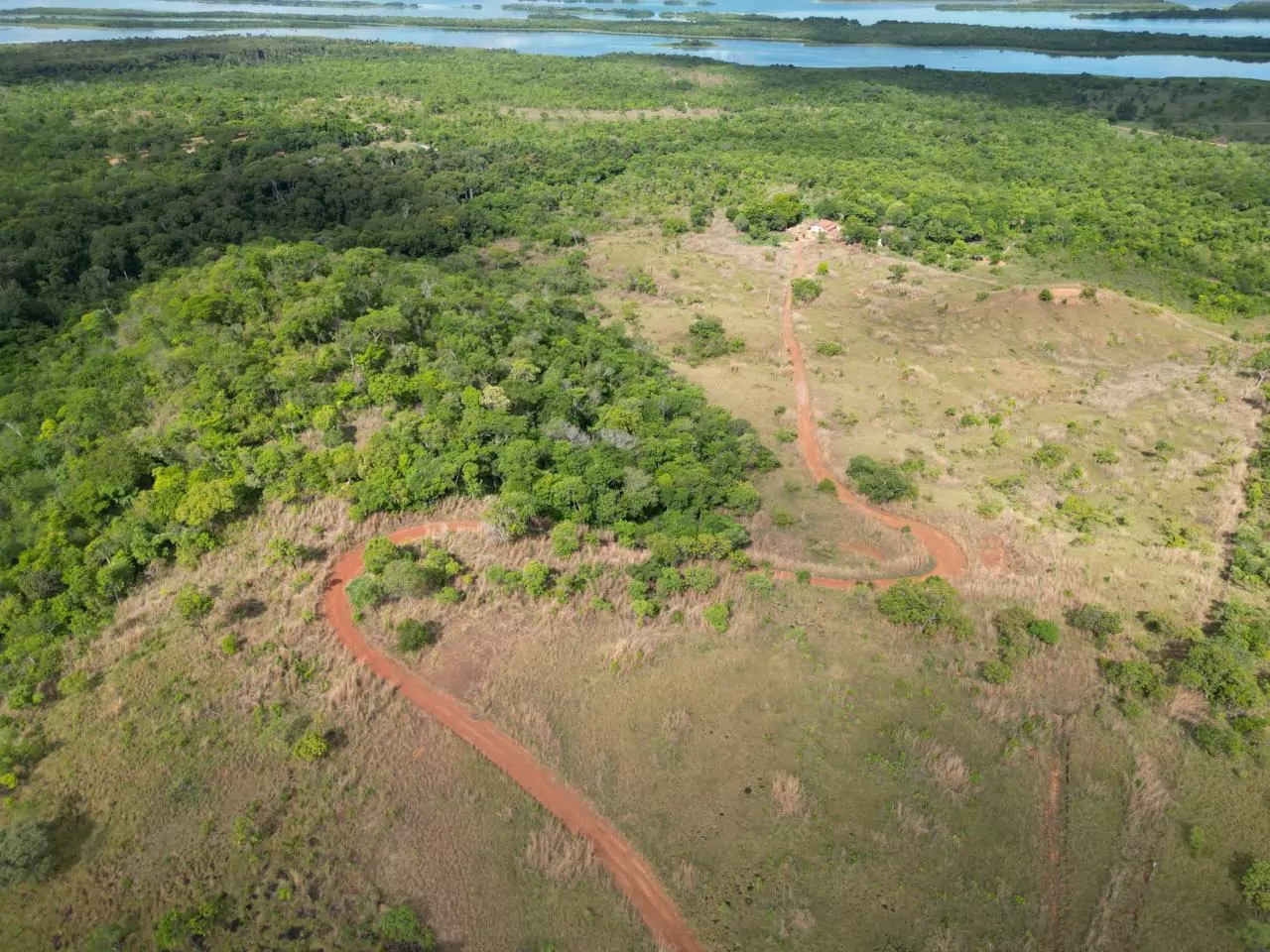 Vende-se chácara 07 alqueires/33 hectares em Porto Nacional sentido Brejinho de Nazaré-To. — Miniatura 19