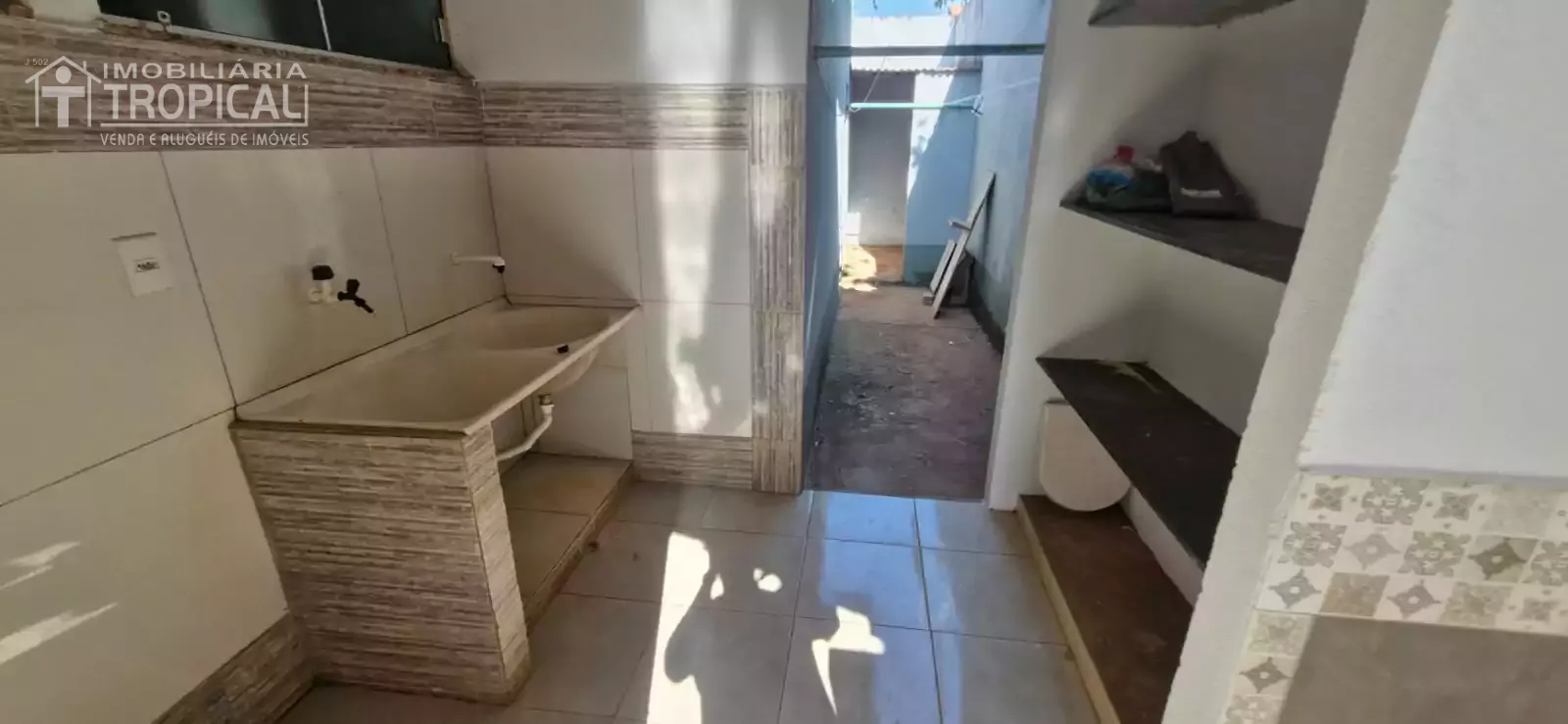 Aluga-se casa com piscina no setor Nova Capital em Porto Nacional-To. — Miniatura 26