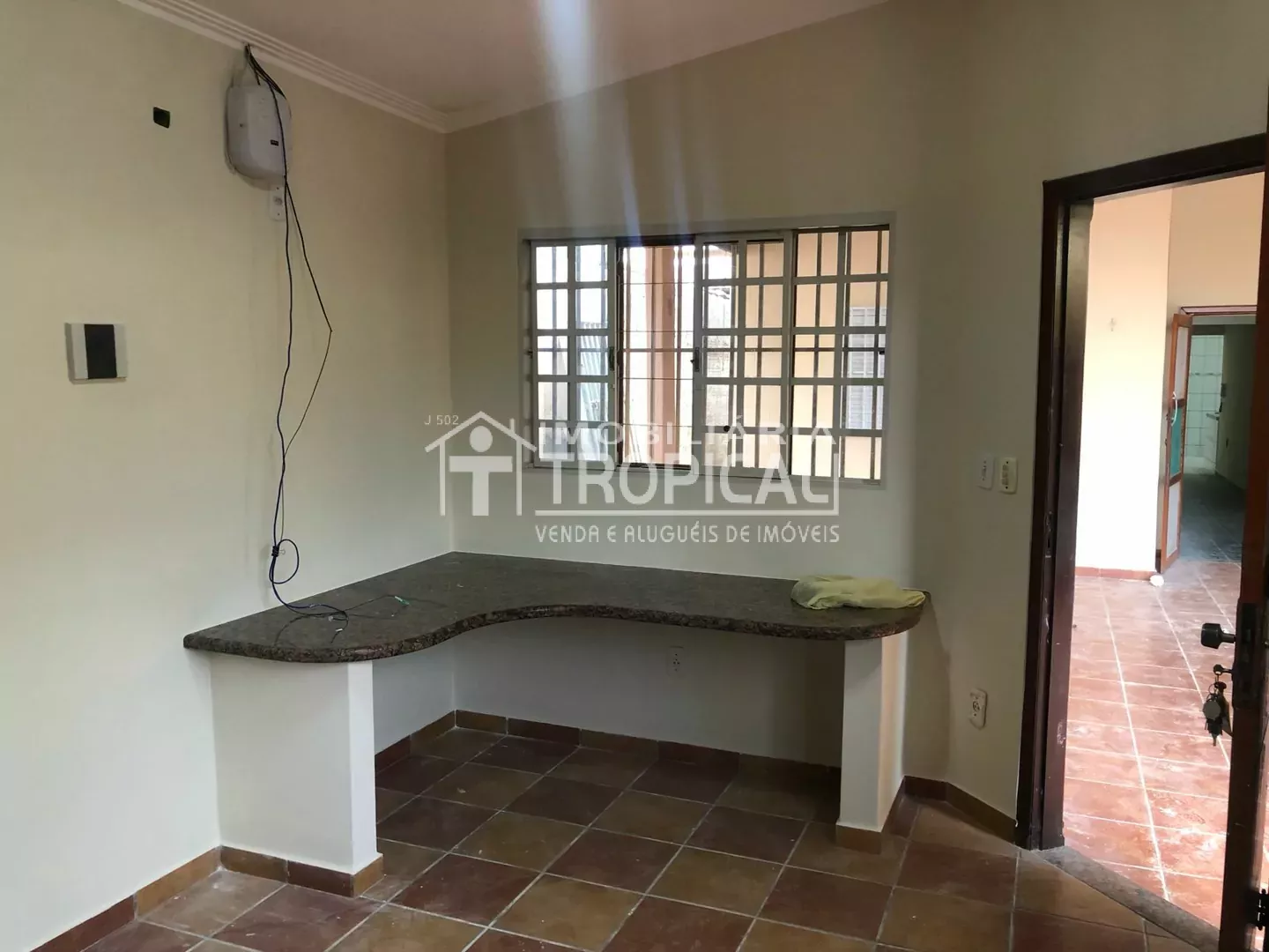 Casa à Venda na Pracinha das Mães, Bairro Centro, Bem Localizado em Porto Nacional-TO — Miniatura 12