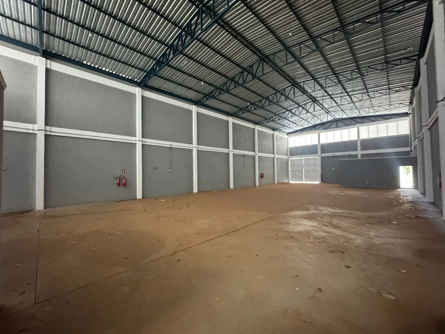 Galpao Industrial Localizada na ACSO-91 em Palmas Tocantins — Miniatura 5