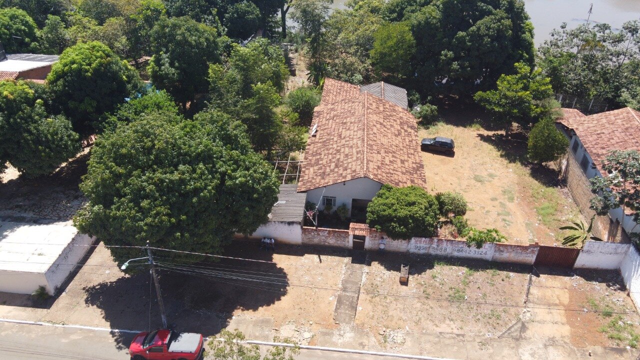 Vende-se Casa com ótima localização em Porto Nacional To — Miniatura 5