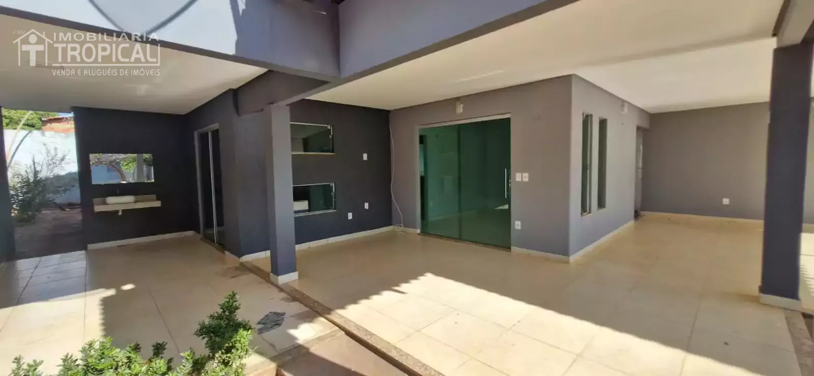 Aluga-se casa com piscina no setor Nova Capital em Porto Nacional-To. — Miniatura 8