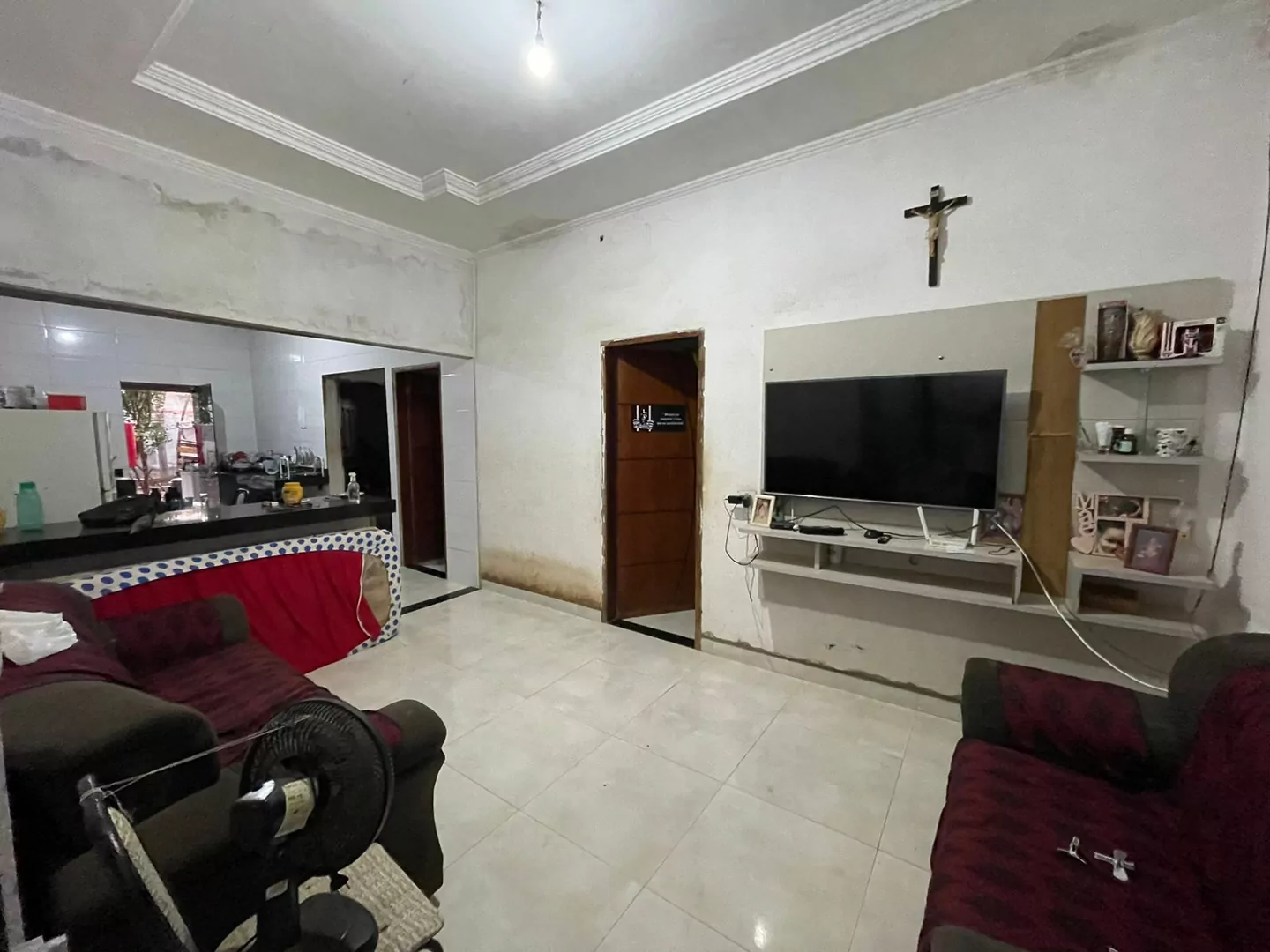 VENDO CASA COM UM PONTO COMERCIAL NA SETOR VILA OPERARIA EM PORTO NACIONAL-TO — Miniatura 3