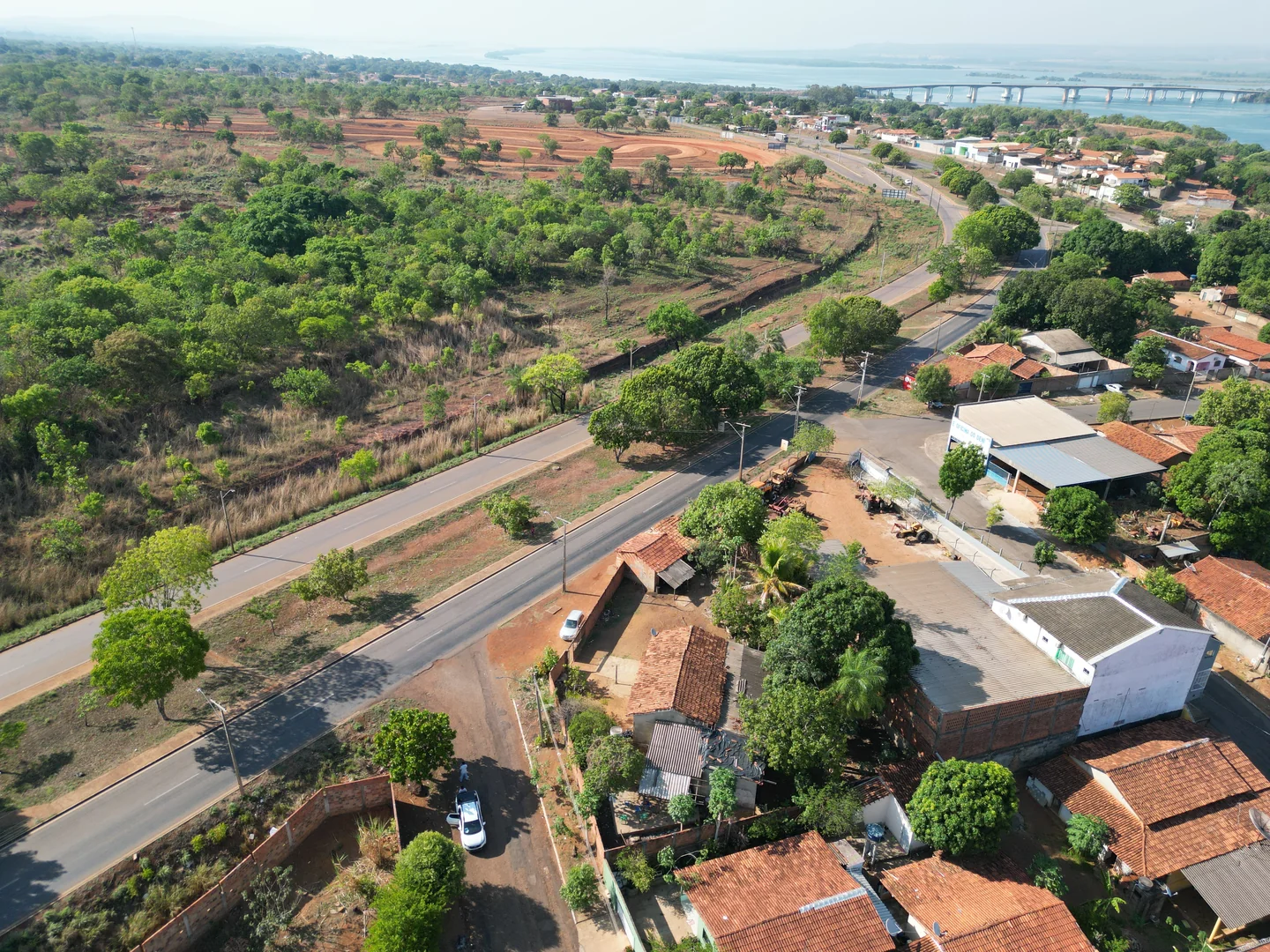 Vendo área de 650 m2 as margem da BR-010 em Porto Nacional-TO — Miniatura 3