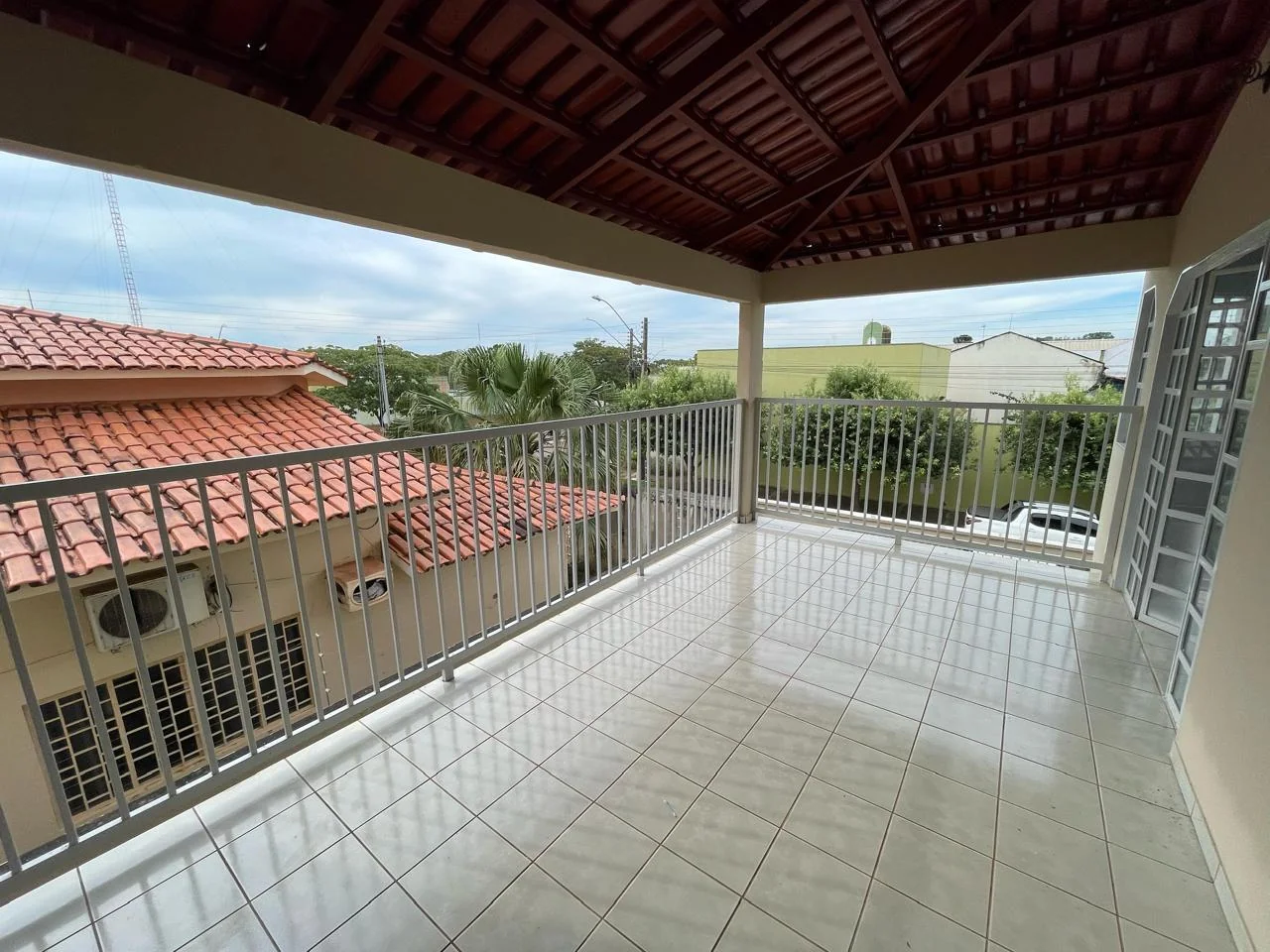 Vende-se casa no setor Aeroporto bem localizado em Porto Nacional-To. — Miniatura 6