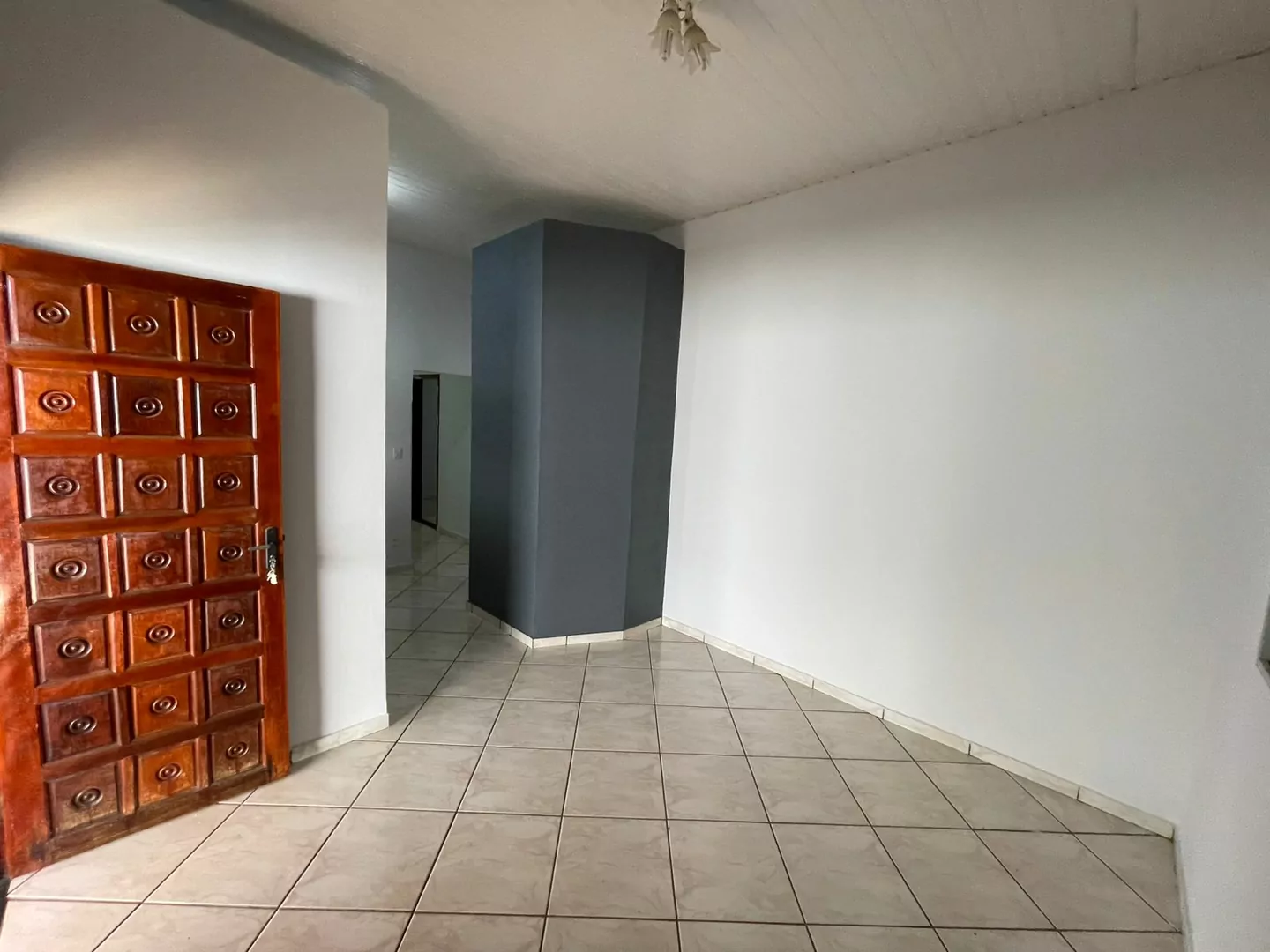 Vendo casa na AV.Joaquim Aires em Porto Nacional-TO — Miniatura 6