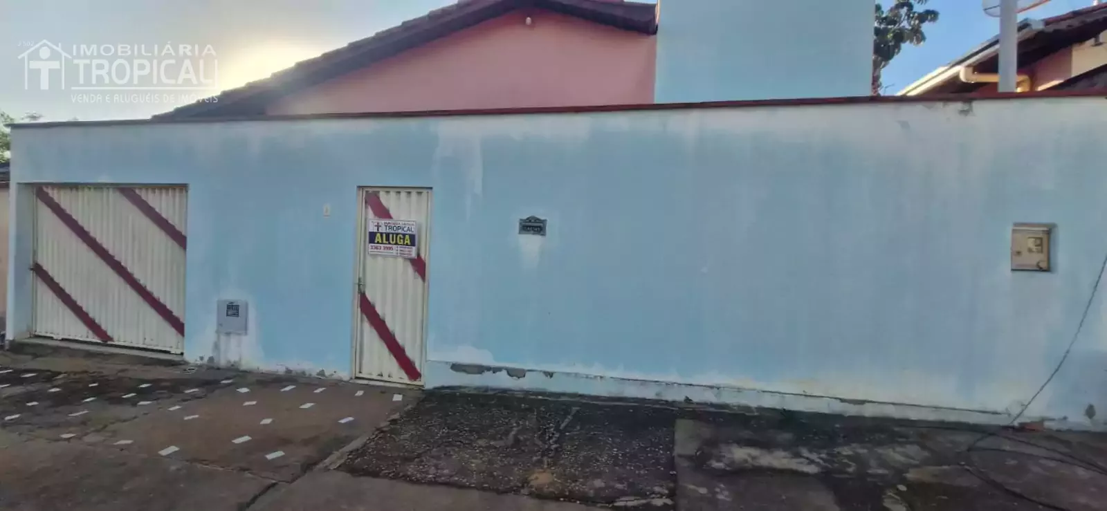 Aluga-se casa bem localizada no setor Jd. Brasília em Porto Nacional-To. — Miniatura 2